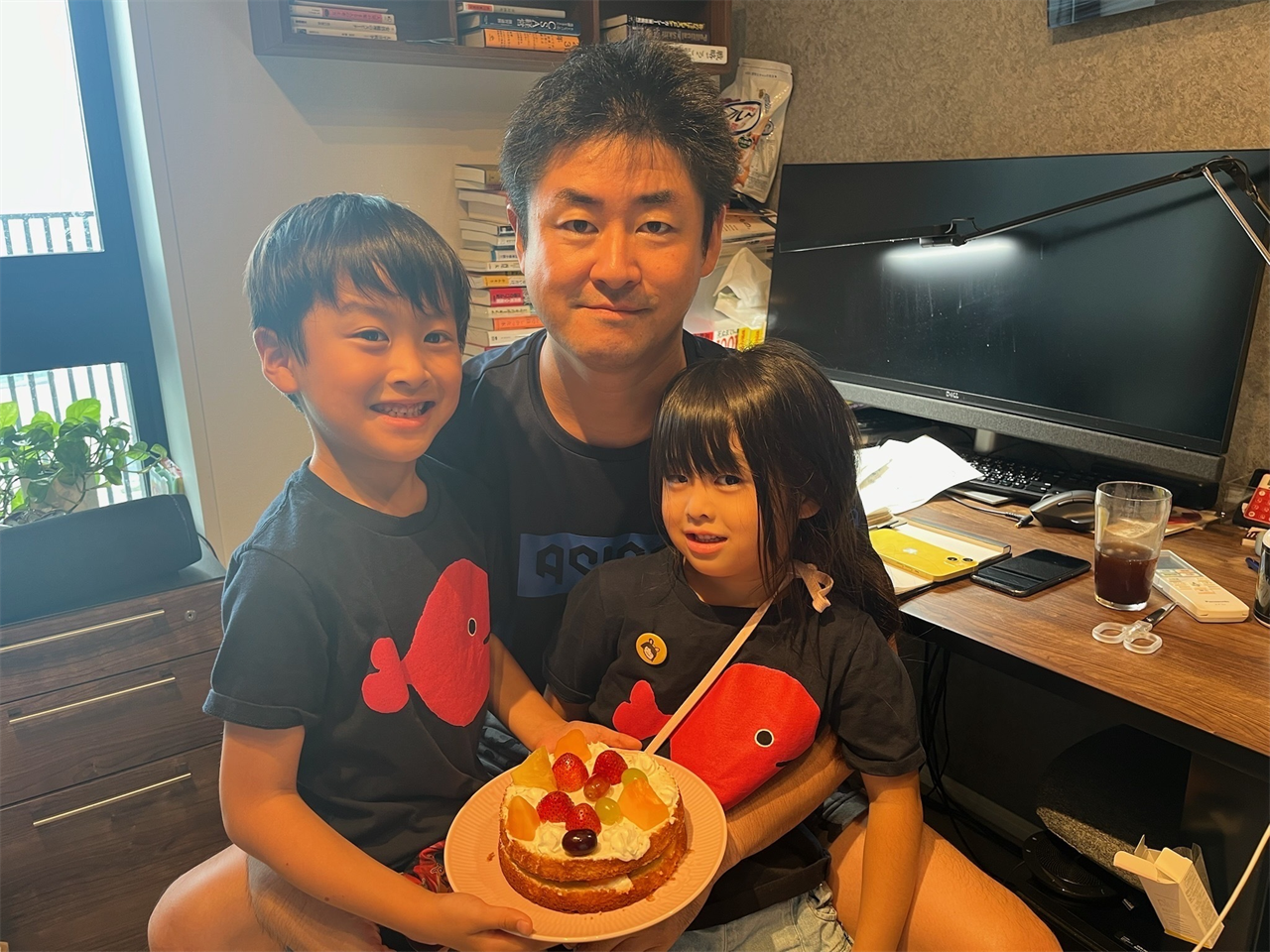 パパママ社員インタビュー】KMC社長は2児のパパ！子育てと仕事どう両立